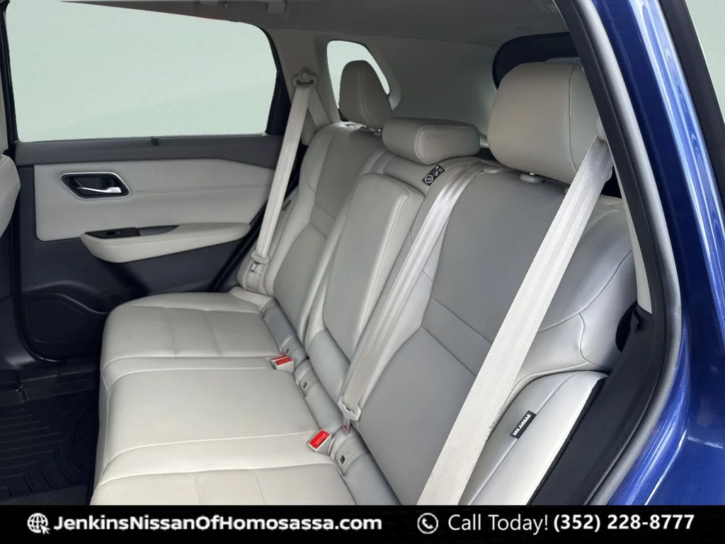 Used 2021 Blue Nissan SV image 30