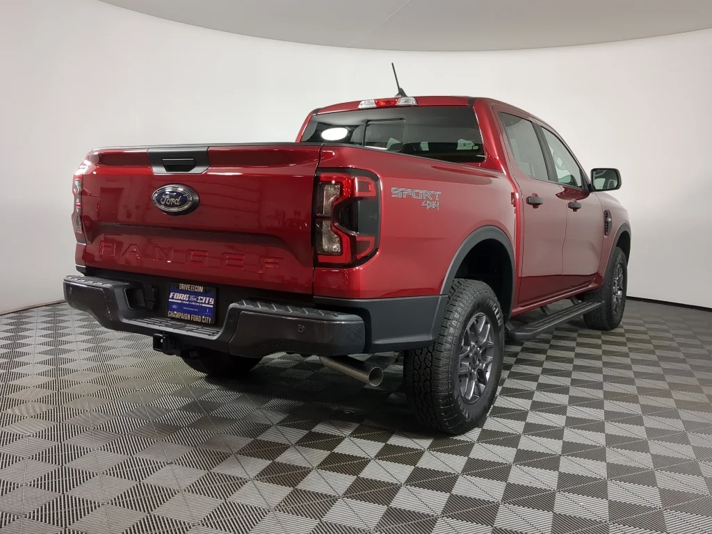 New 2026 Ruby Red Metallic Tinted Clearcoat Ford XLT image 9