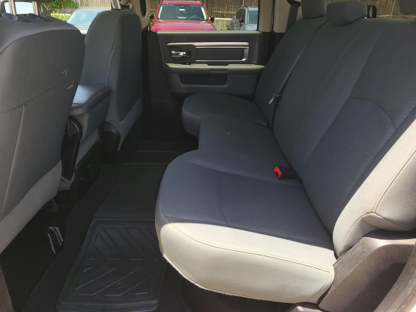 Used 2017 Bright White Clearcoat Ram SLT image 11