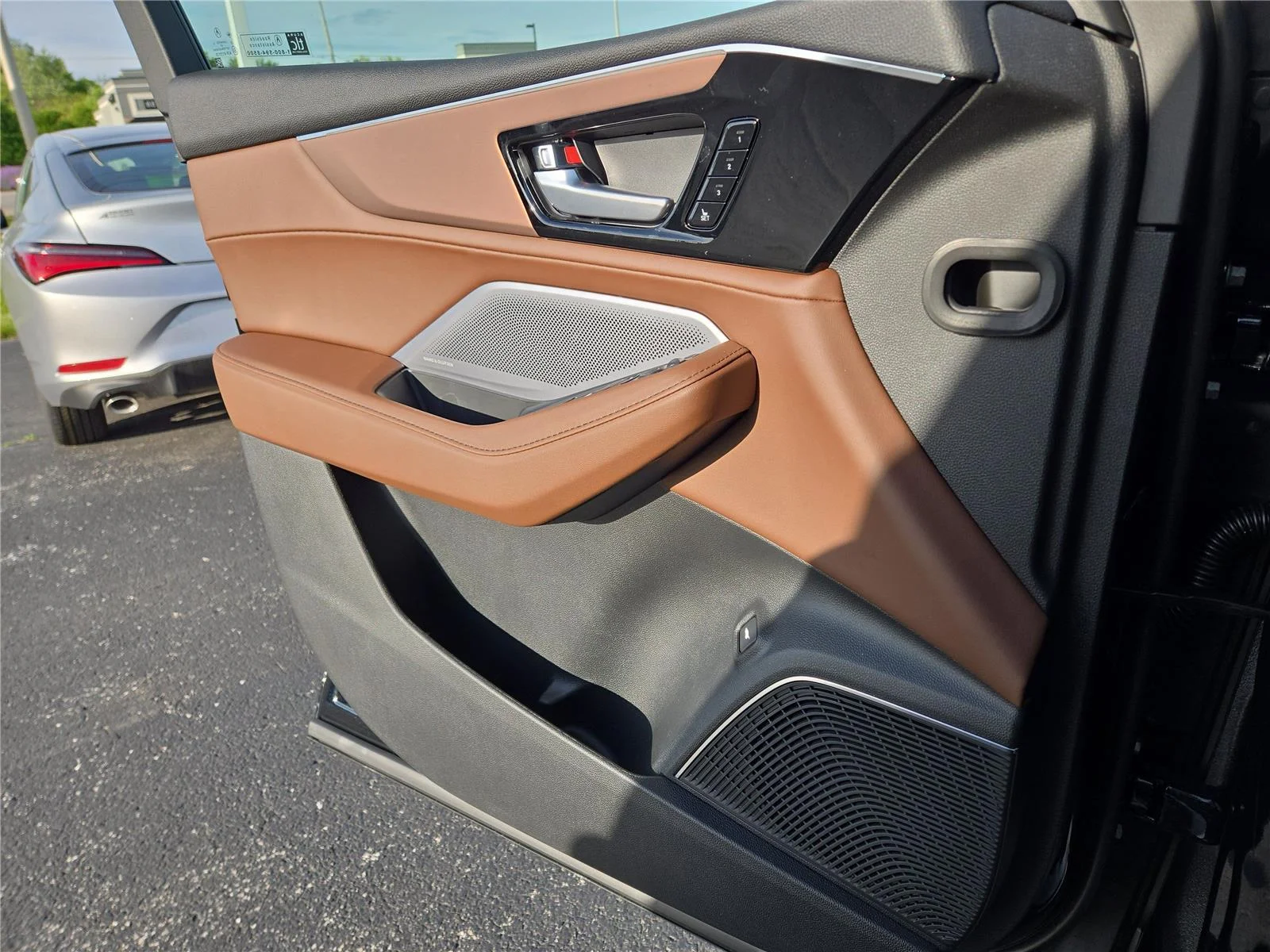 New 2026 Majestic Black Pearl Acura w/Technology Package image 15