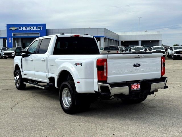 Used 2026 White Ford Lariat image 9