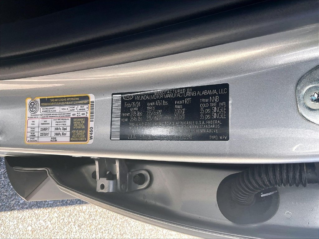 Used 2024 Silver Hyundai SE image 33