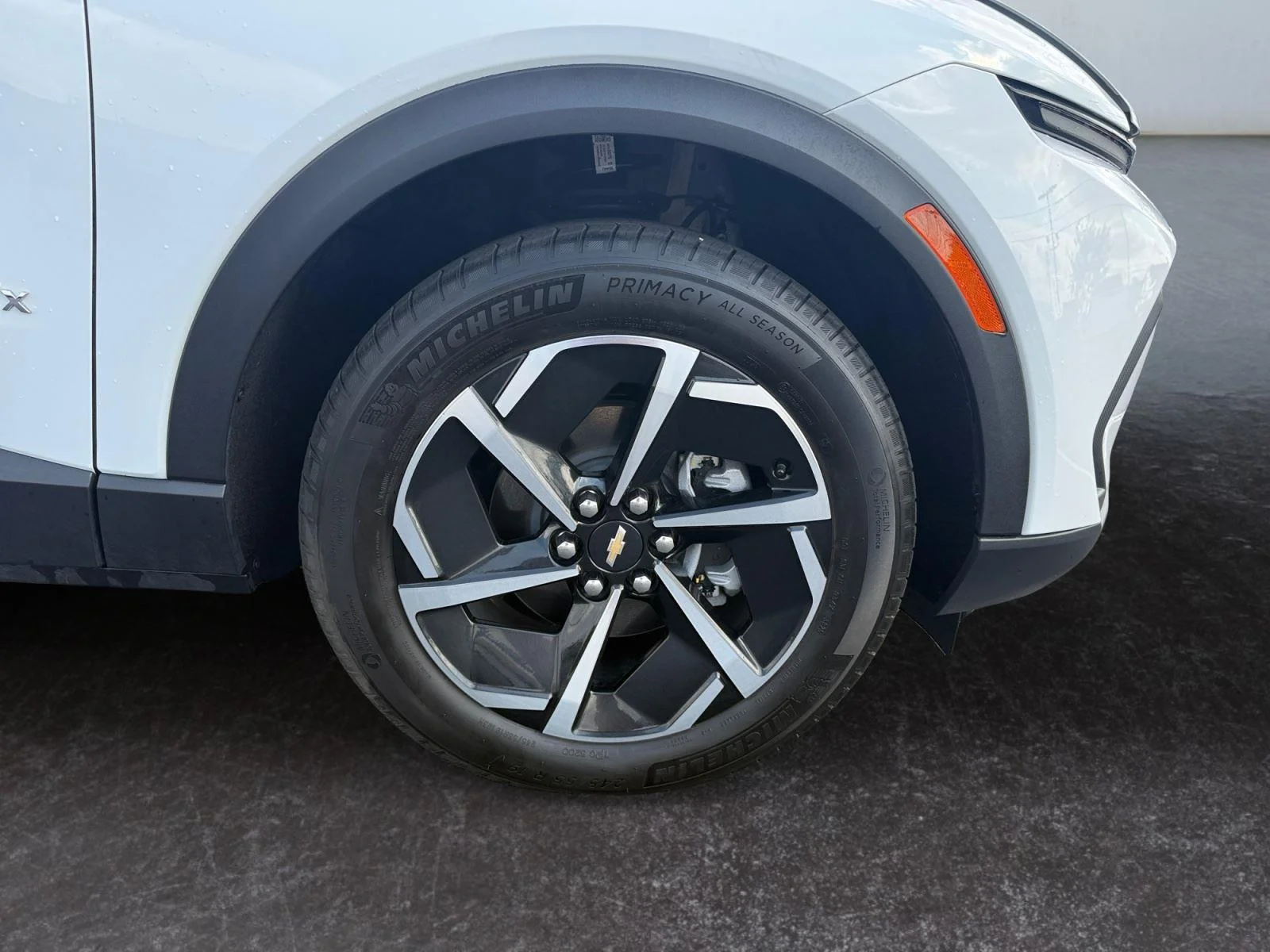 Used 2026 Summit White Chevrolet LT1 w/PCY image 28