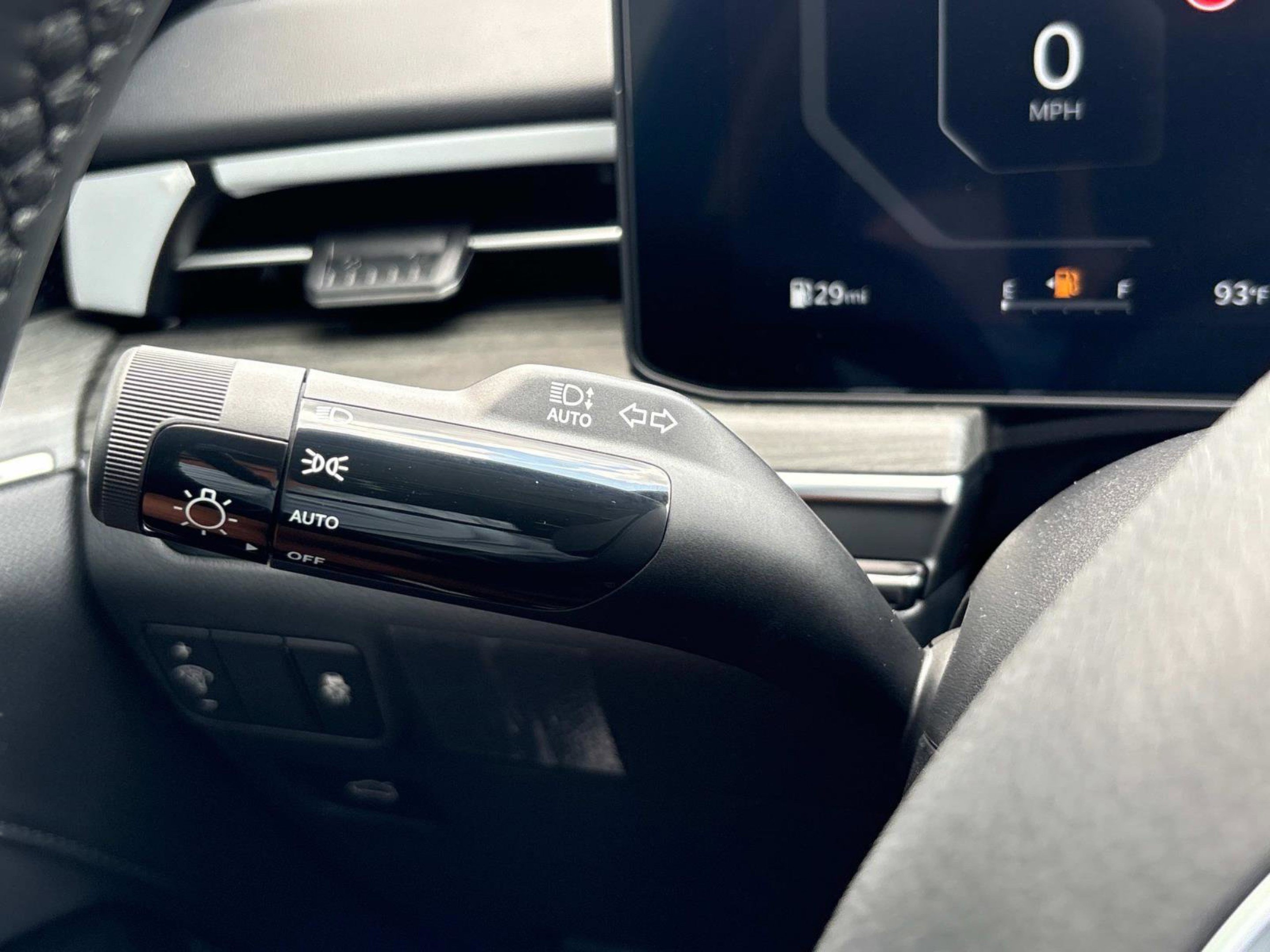 2025 Kia K5 EX - Photo 26