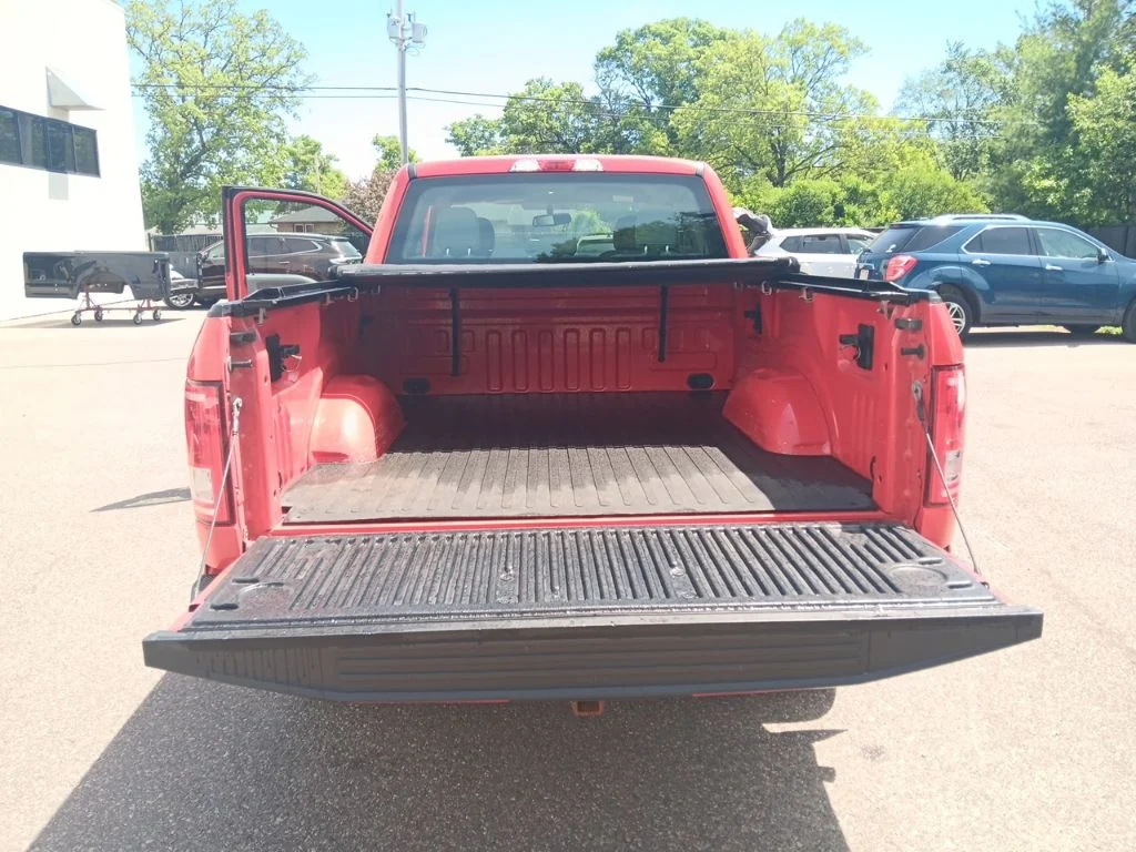 Used 2016 Race Red Ford XL image 31