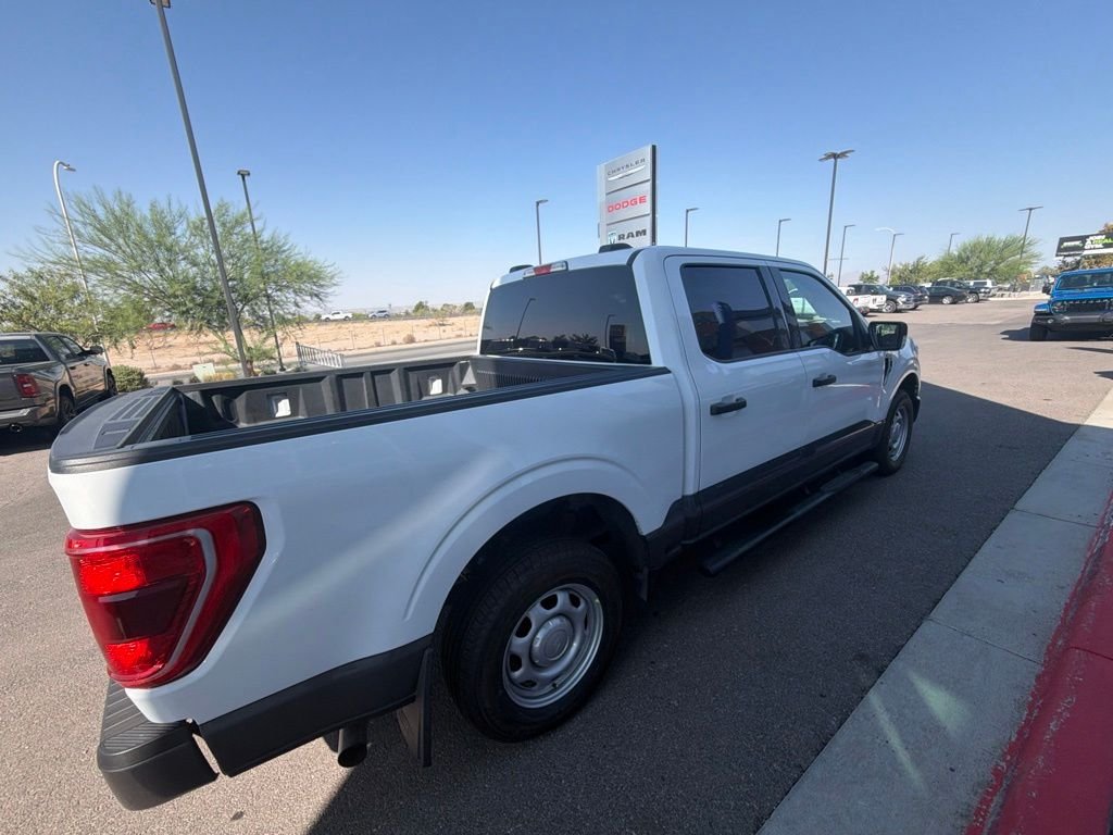 Used 2021 White Ford XLT image 12