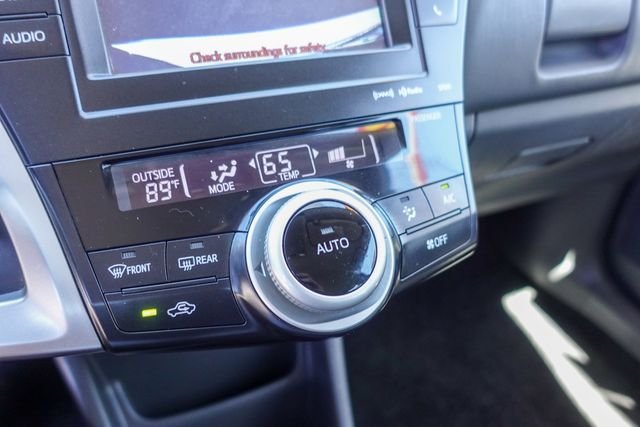 Used 2014 Silver Toyota Five image 18