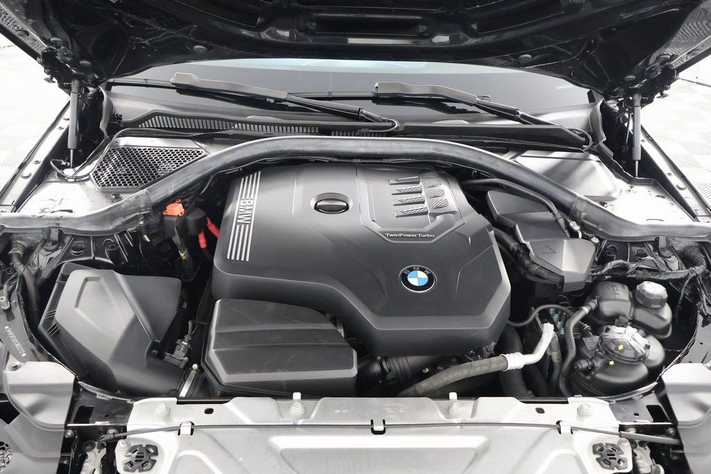 Used 2020 Black Sapphire Metallic BMW 330i image 15