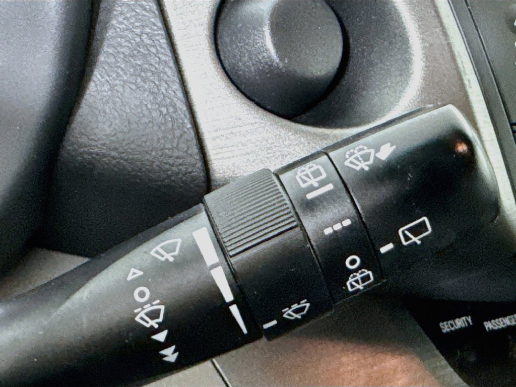 Used 2011 Classic Silver Metallic Toyota Base image 14