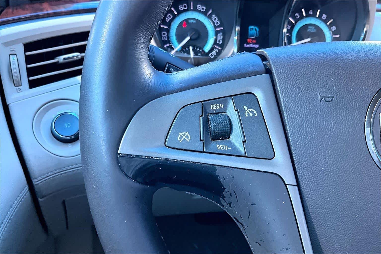Used 2013 White Diamond Tricoat Buick Leather image 23