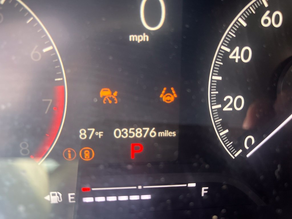 Used 2025 Meteorite Gray Metallic Honda LX image 9