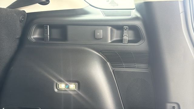 New 2026 Carbonized Gray Metallic Ford Outer Banks® image 32