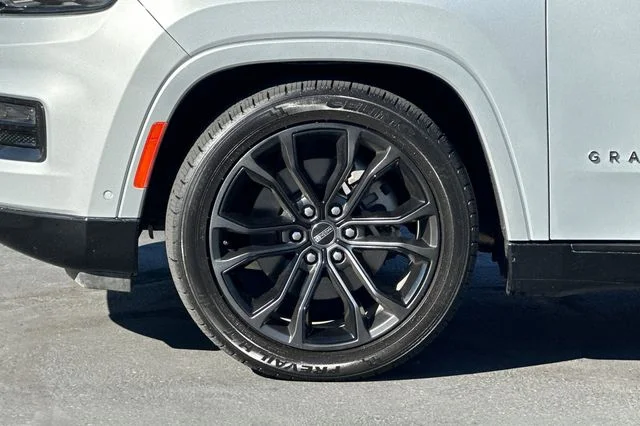 Used 2024 Silver Jeep Series II image 34