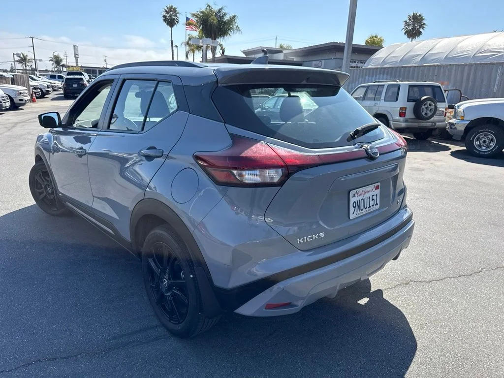 Used 2024 Gray Nissan SR image 4
