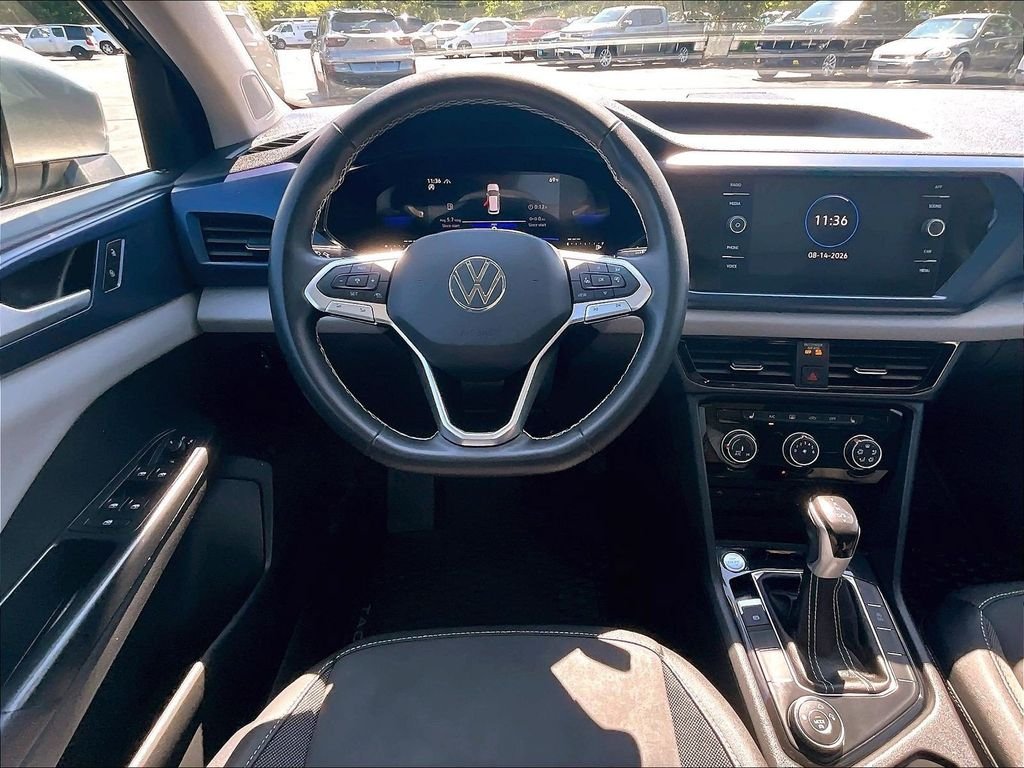 Used 2023 Silver Volkswagen 1.5T SE image 16