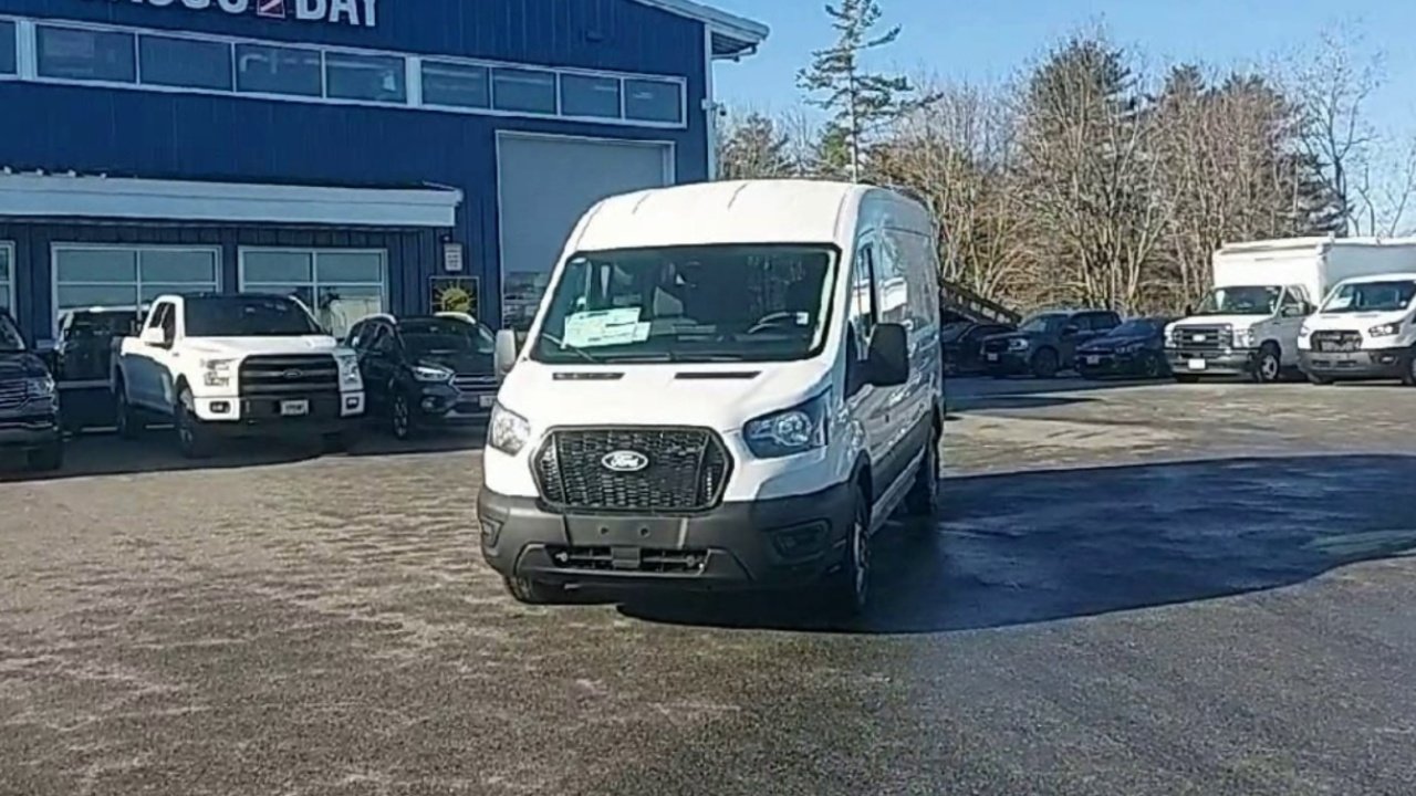 New 2026 Oxford White Ford Cargo Van image 16