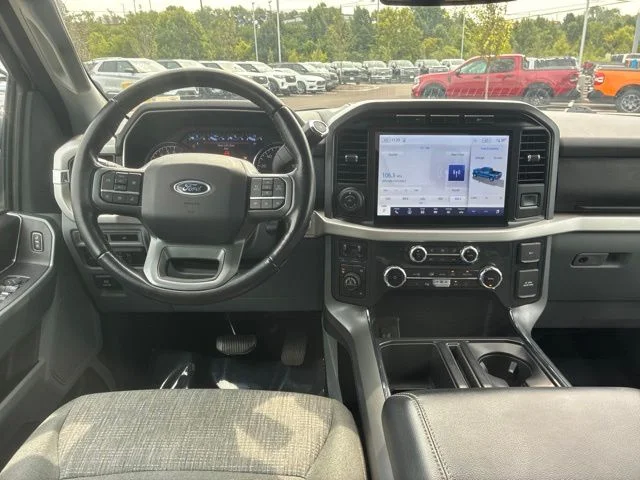 Used 2022 Oxford White Ford XLT image 21