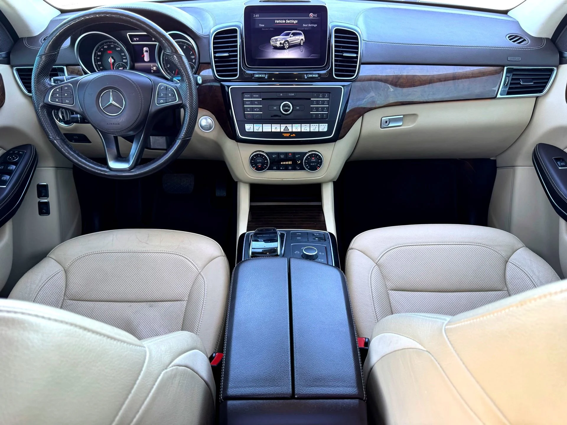 Used 2019  Mercedes-Benz GLS 550 4MATIC® image 23