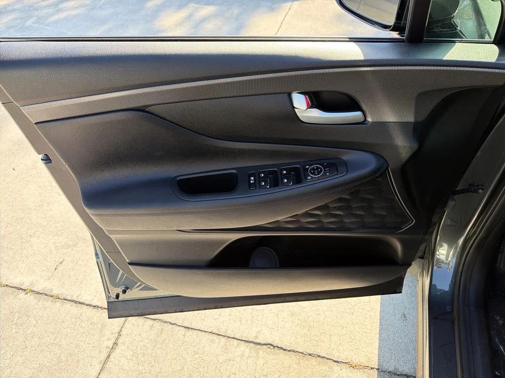 Used 2019 Green Hyundai SEL image 16