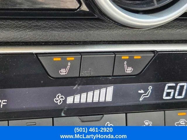 Used 2025 Super Black Nissan SR image 25