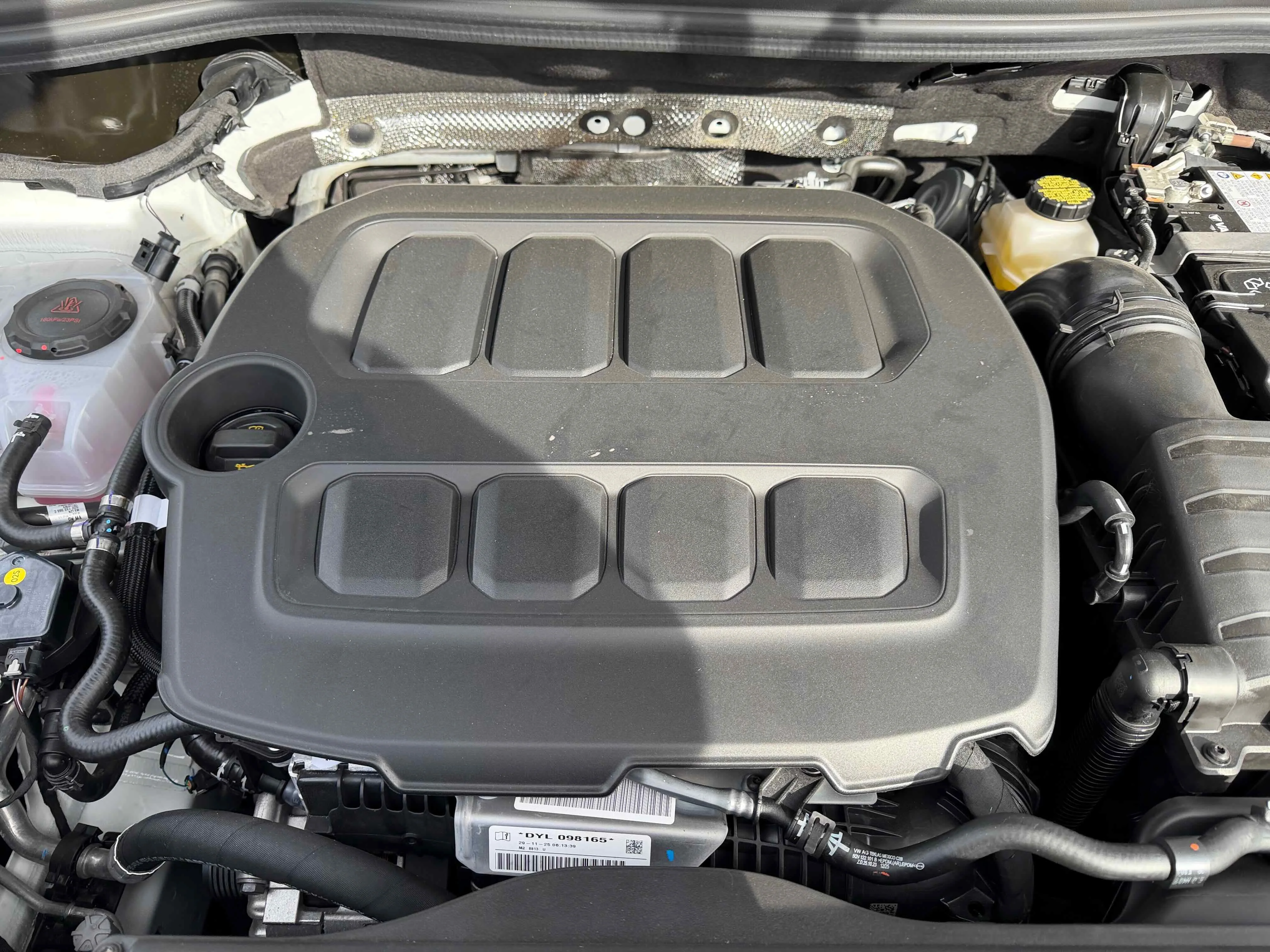 New 2026 Pure White Volkswagen S image 33