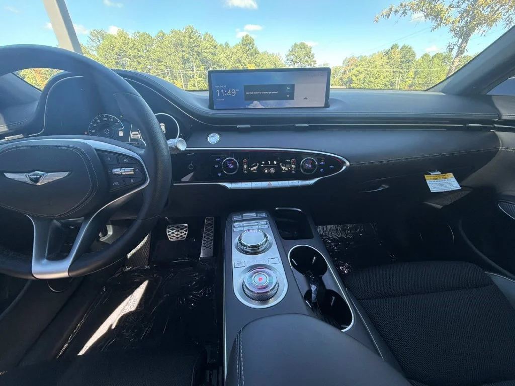 Used 2023 White Genesis 2.5T image 21