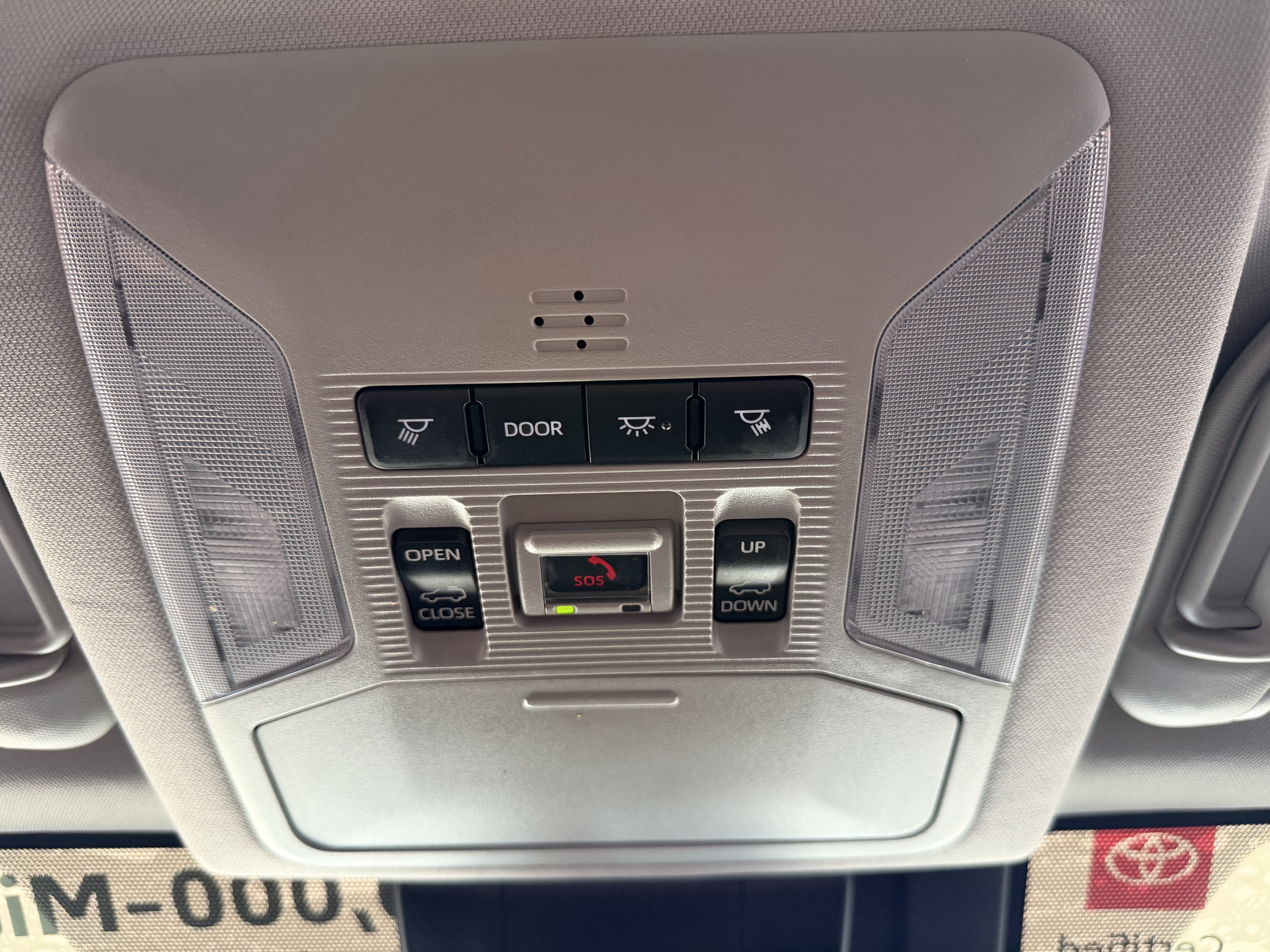 Used 2023 Silver Toyota XLE Premium image 26