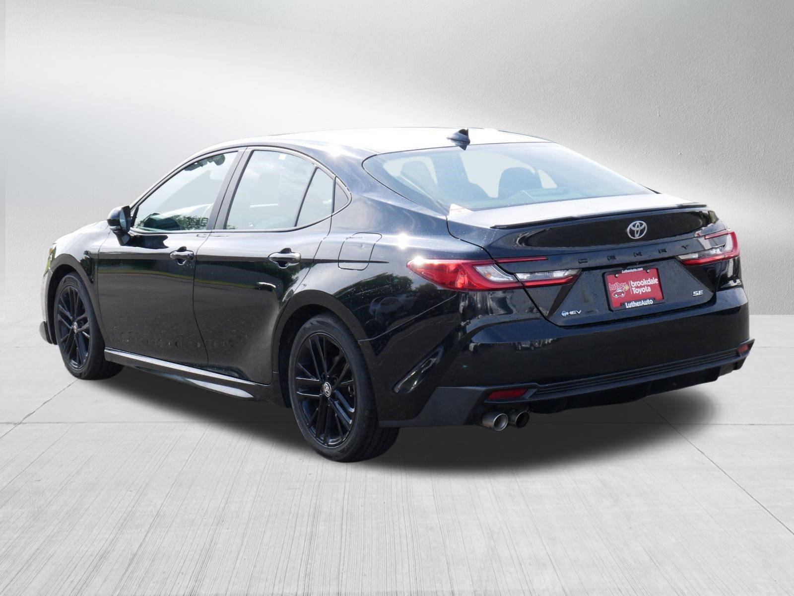 Certified Used 2025 MIDNIGHT BLACK Toyota SE image 5