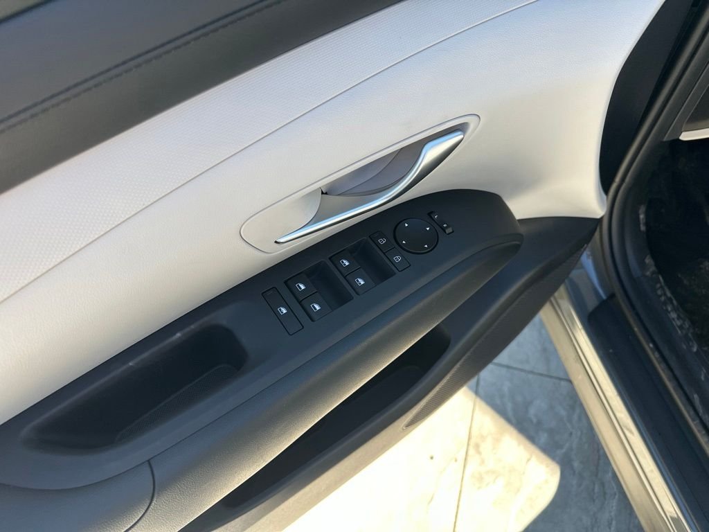 New 2026 Gray Hyundai SEL Plus image 10