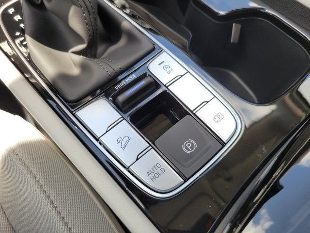 New 2026 Silver Hyundai SE FWD image 17