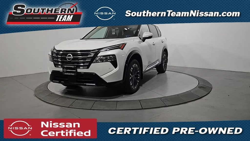 Used 2024 White Nissan Platinum image 1