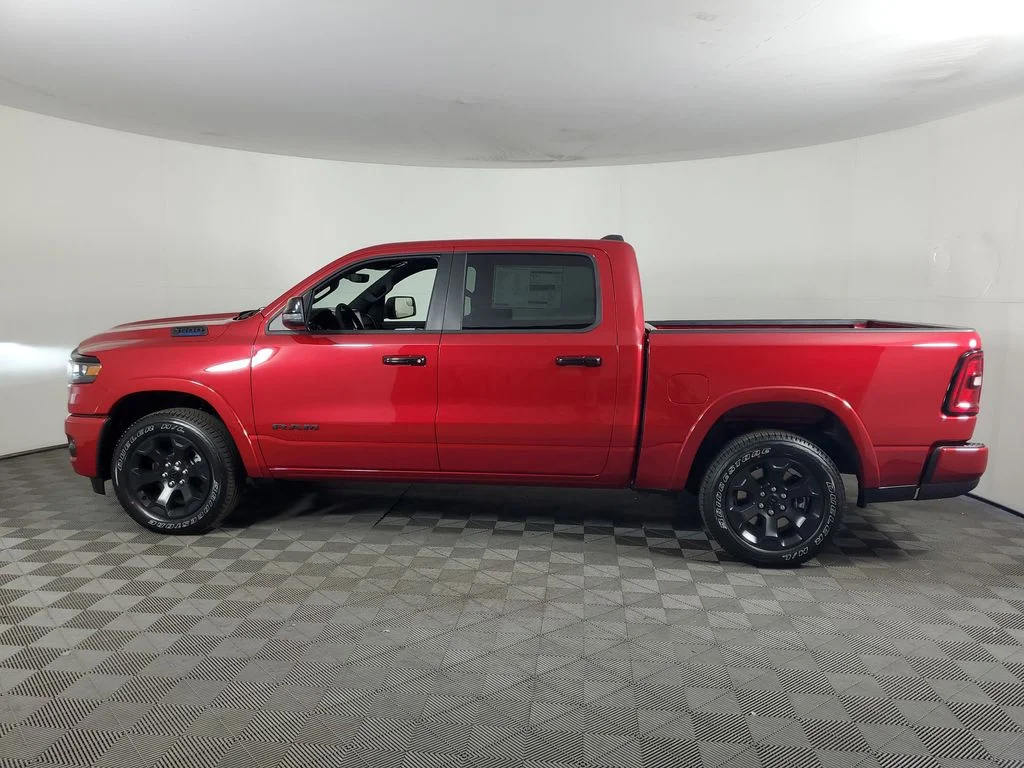 New 2026 Molten Red Pearl-Coat Exterior Paint RAM Big Horn/Lone Star image 7