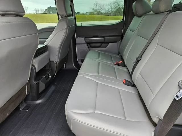 Used 2022 White Ford XL image 24