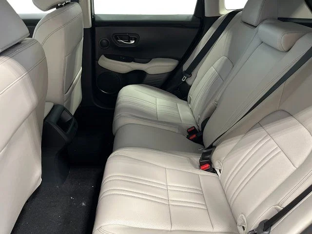 New 2027 Platinum White Pearl Honda EX-L image 24