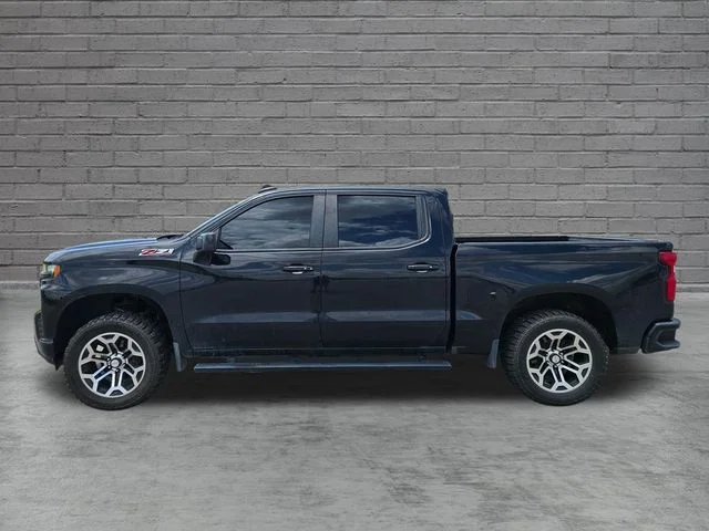 Used 2019 Black Chevrolet RST image 2