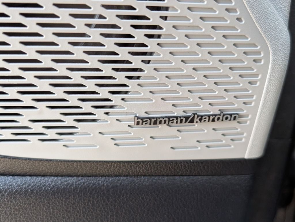 Used 2023 Black Hyundai SEL image 20