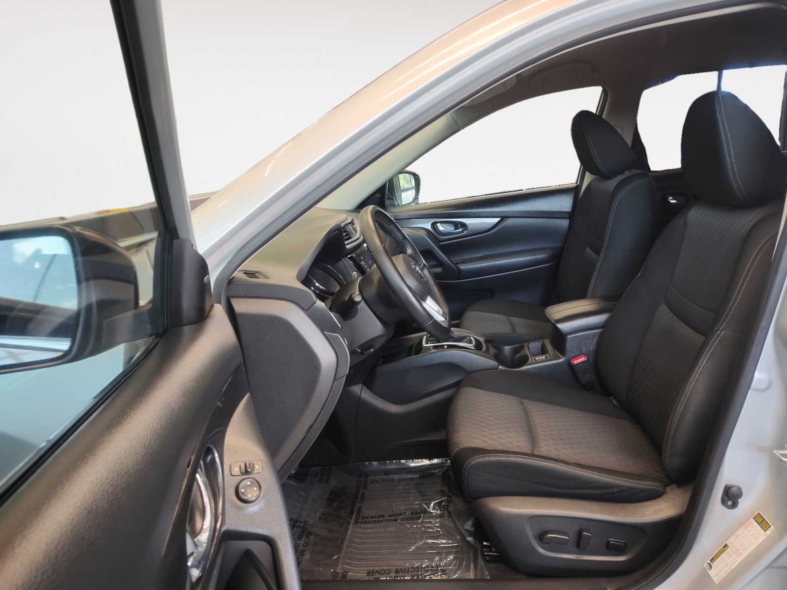 Used 2018 Brilliant Silver Nissan SV image 22