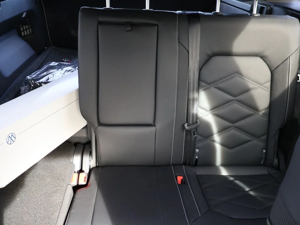 New 2026 White Volkswagen 2.0T SE w/Technology image 14