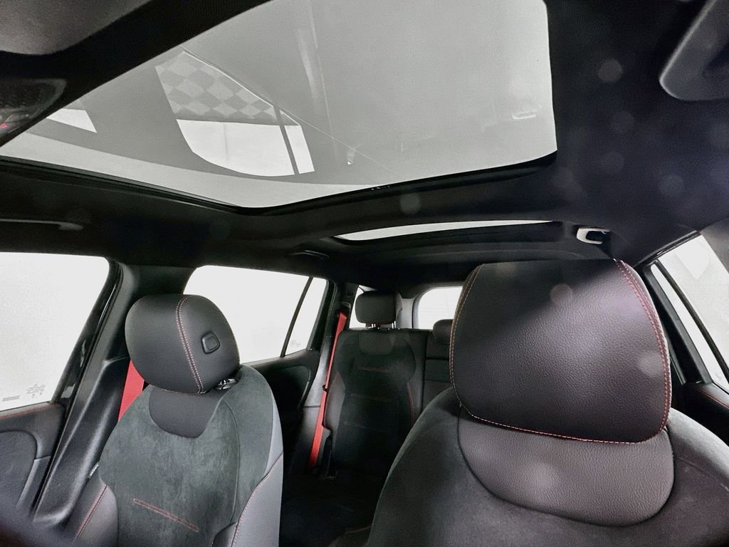 2026 Mercedes-Benz GLB AMG GLB 35 - Photo 22