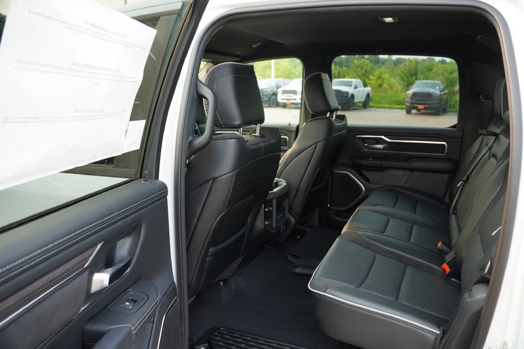 New 2026 Bright White Clear-Coat Exterior Paint RAM Laramie image 12