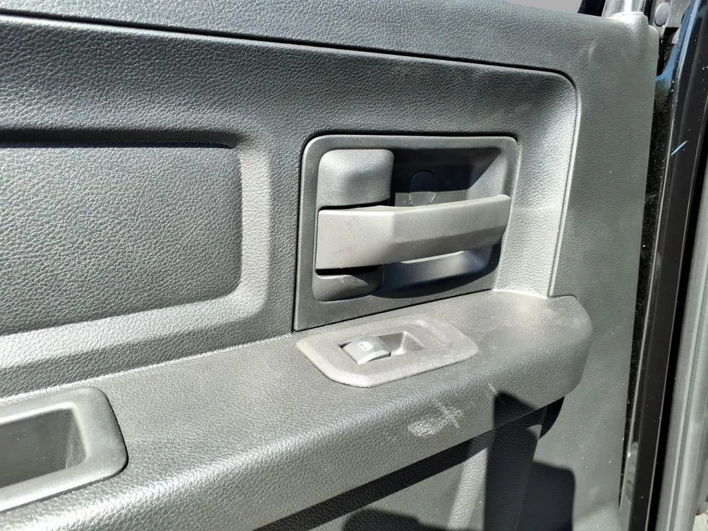 2026 RAM 2500 Tradesman - Photo 8