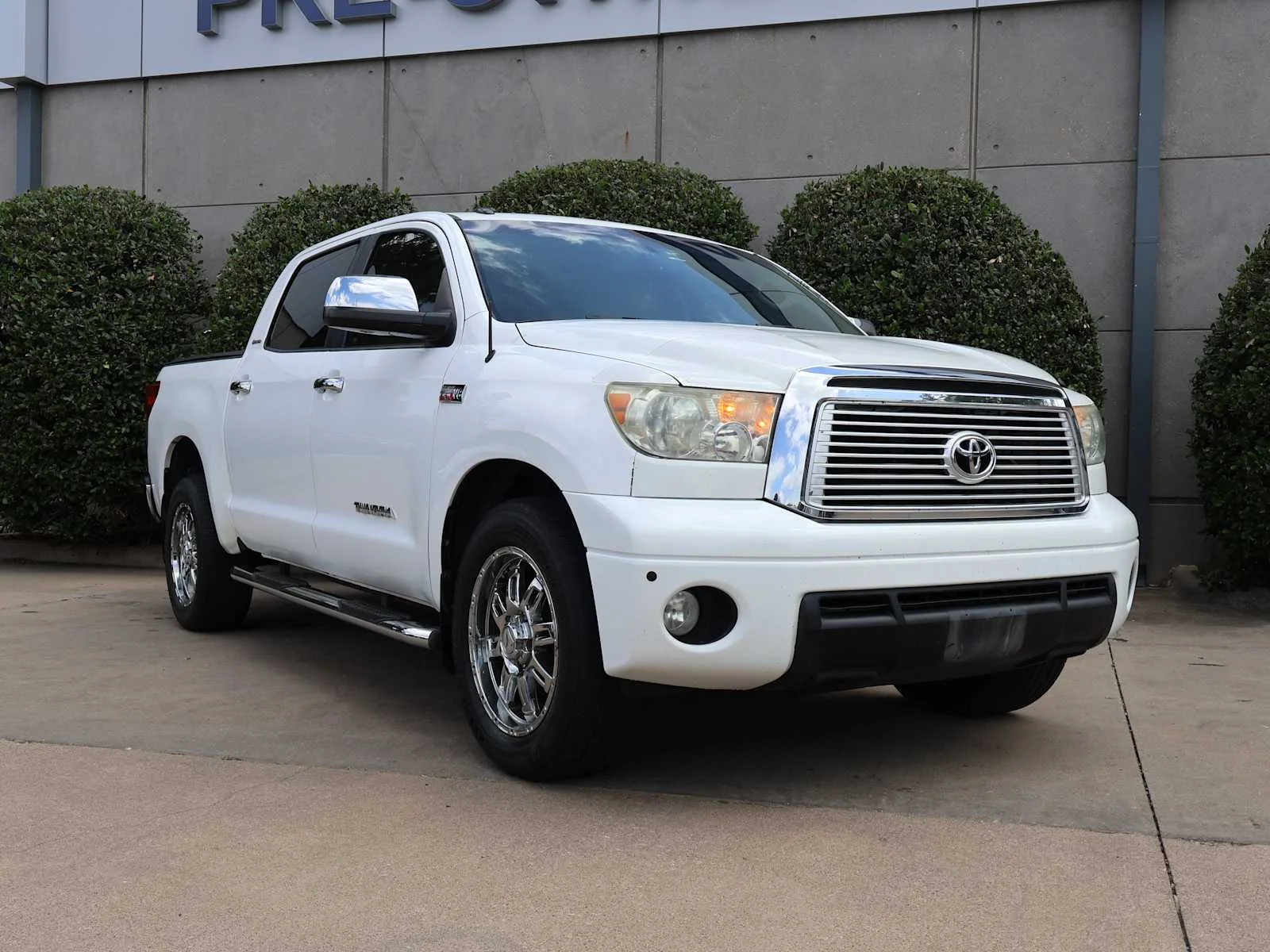 Used 2013 Super White Toyota LTD image 3