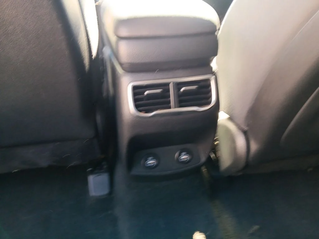 Used 2022 Shimmering Silver Hyundai SEL image 28