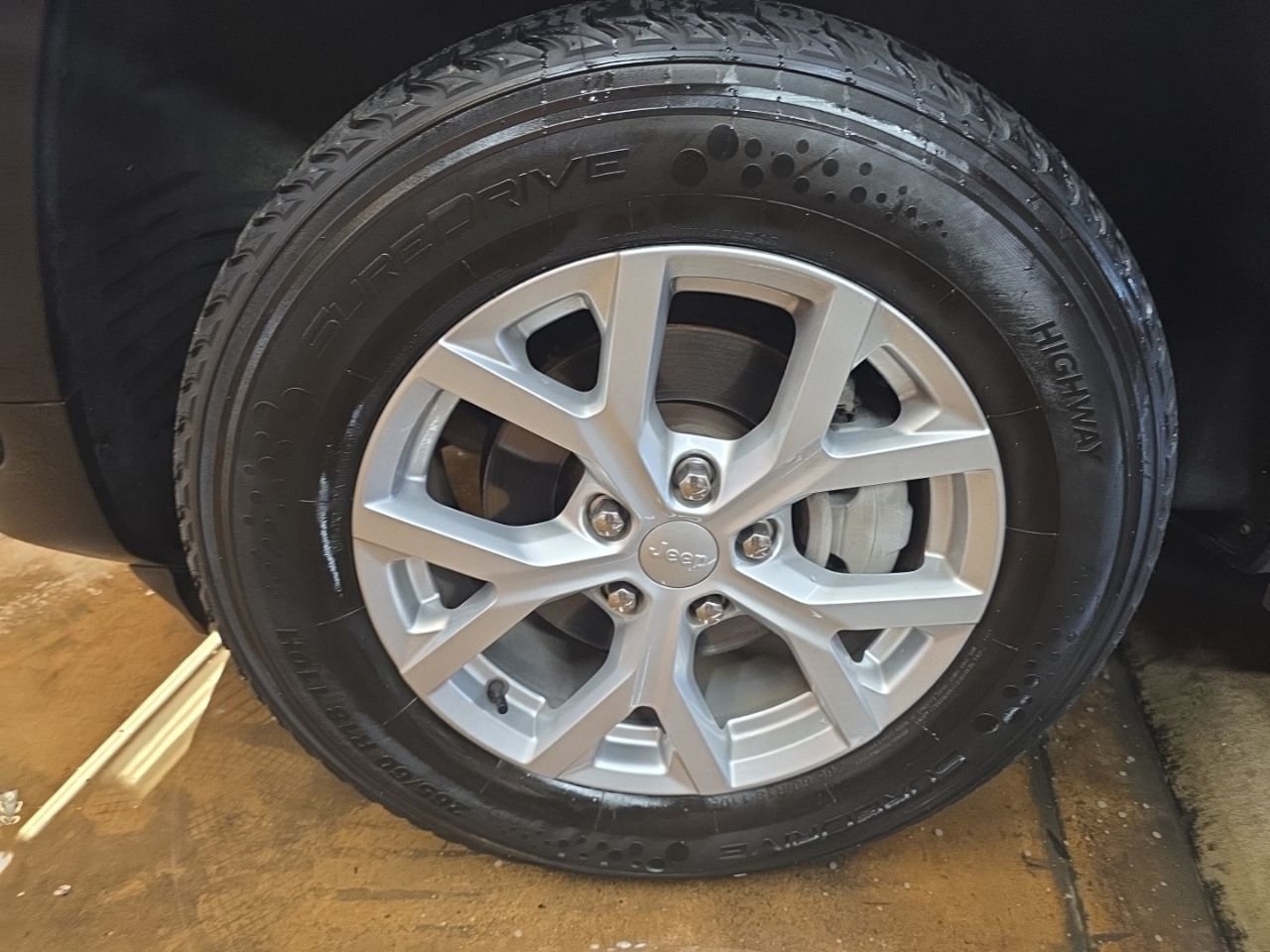 Used 2023 Black Jeep Limited image 29