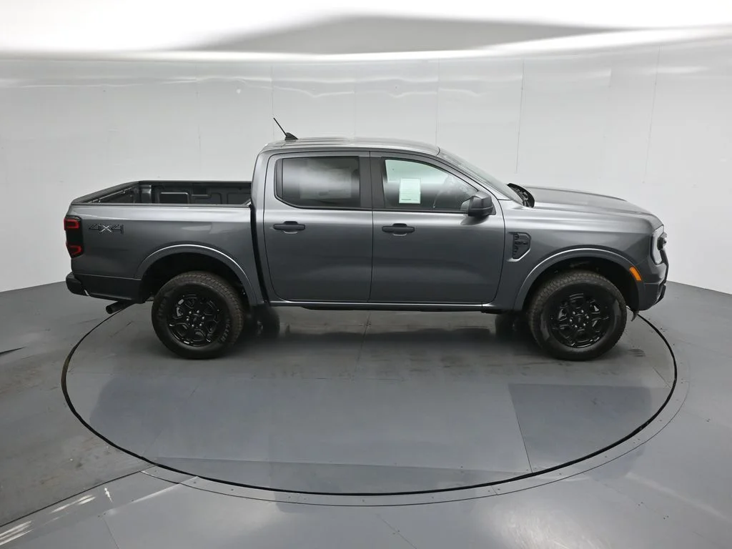 New 2026 Marsh Gray Ford XLT image 34