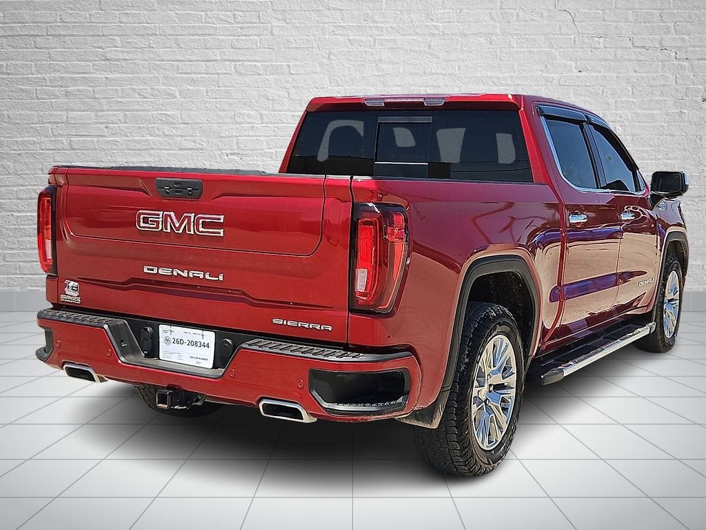 Used 2022 Red GMC Denali image 4