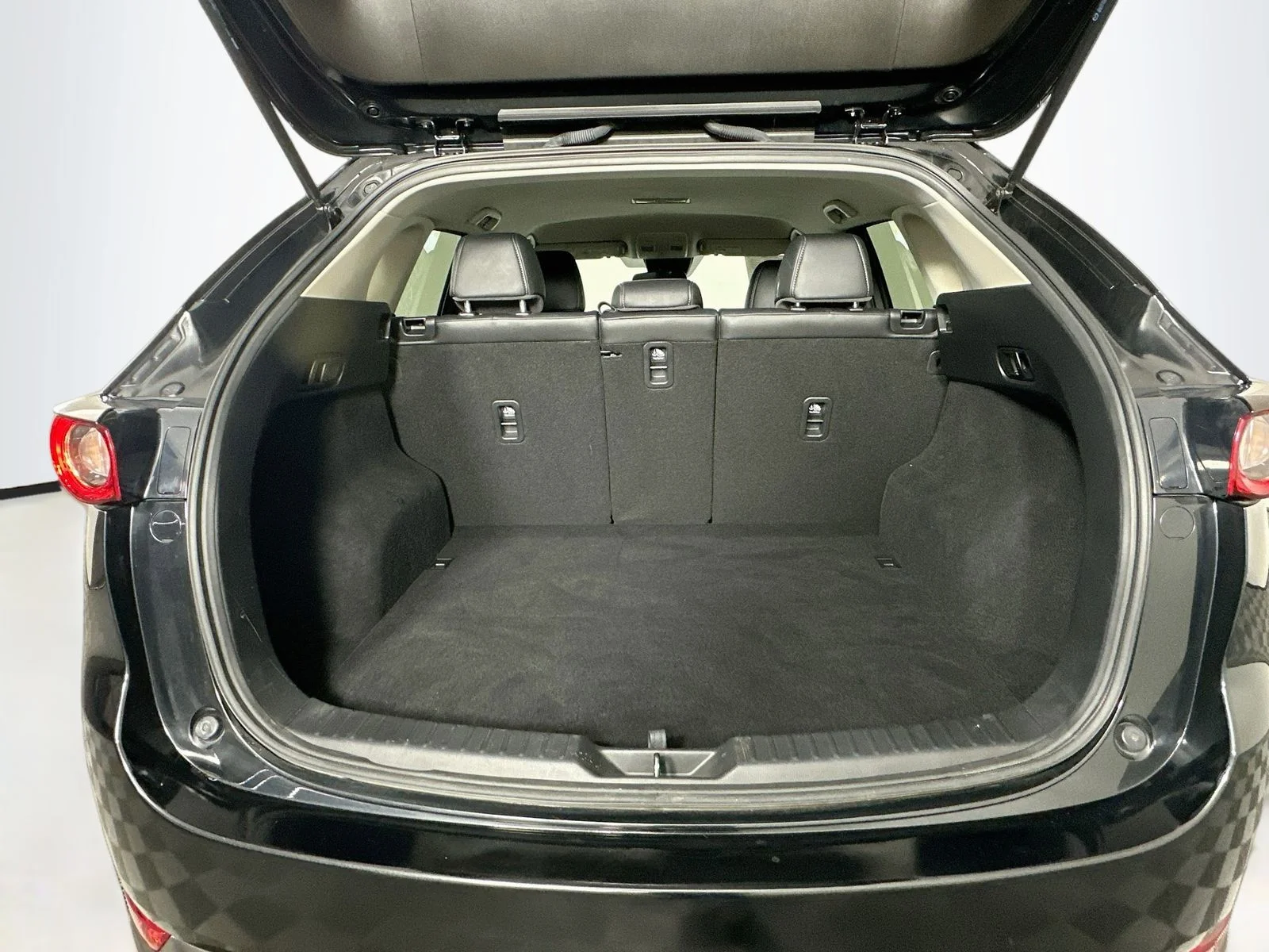 Used 2021 Jet Black Mica Mazda Touring image 26