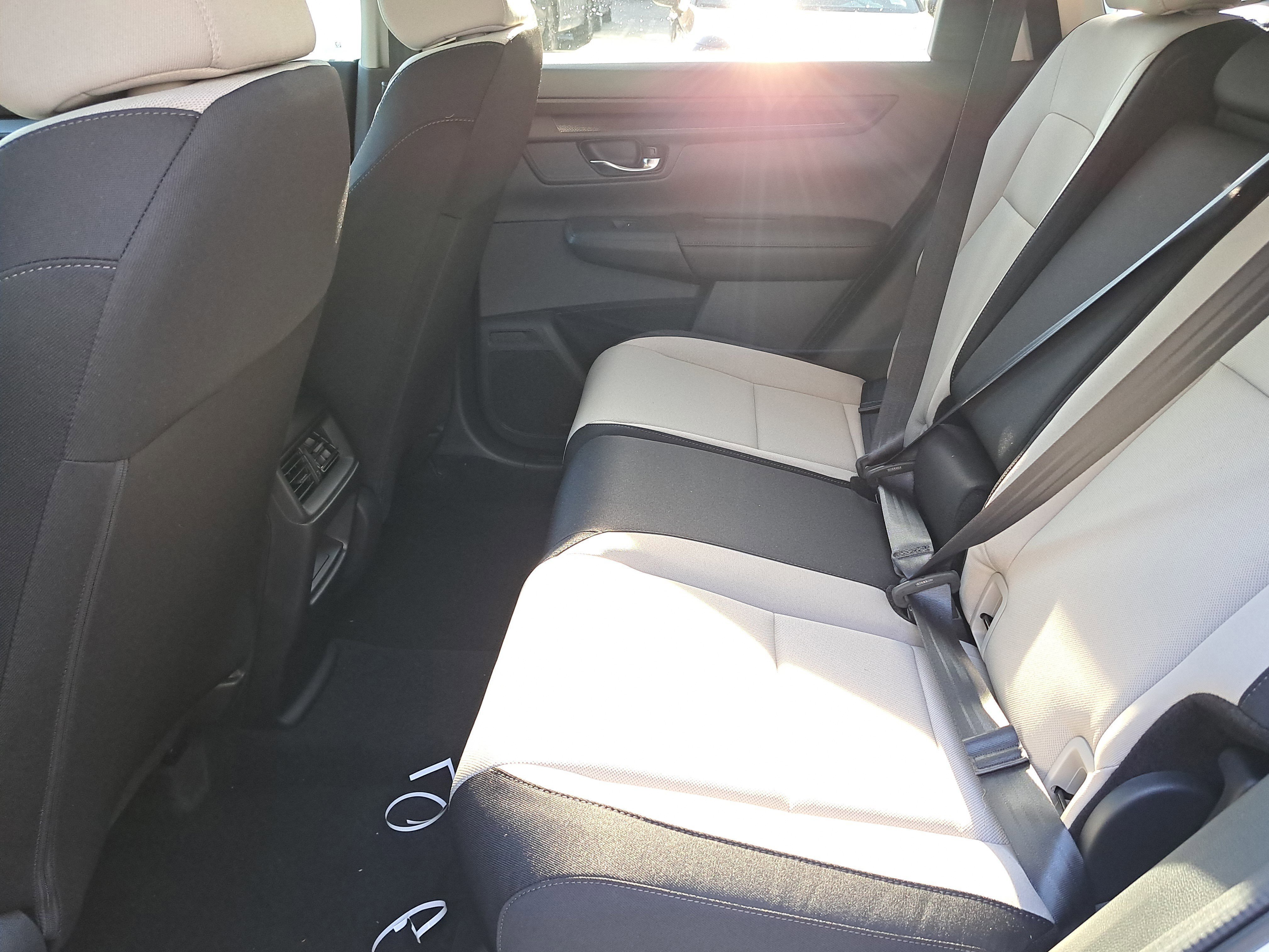 New 2026 Platinum White Pearl Honda LX image 11
