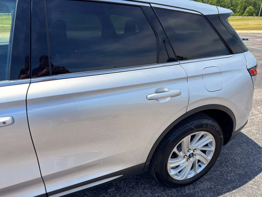 Used 2020  Lincoln Standard image 16