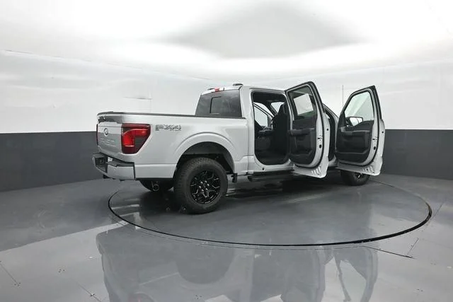 New 2026 White Ford XLT image 43